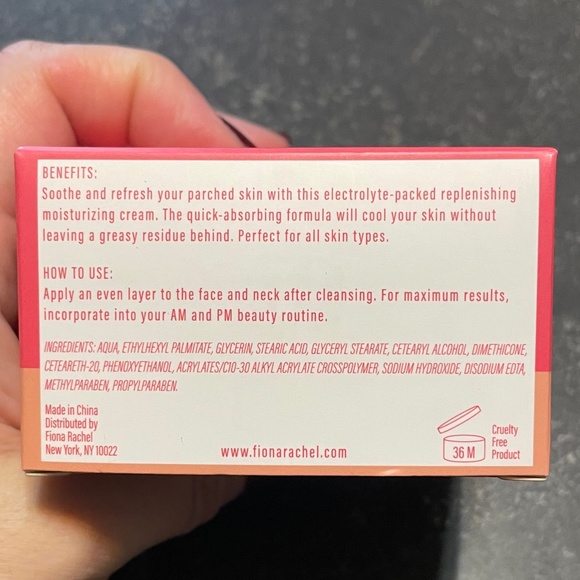 Maximum Hydrator Replenishing Moisturizing Cream - Picture 6 of 6